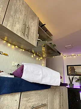 Snapshot of Ary_mar chatting on March 1, 2025, 2:13 pm Ary mar online show from March 1, 2025, 2:13 pm