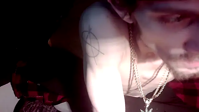 xxxTony999 online show from December 17, 2025, 9:21 pm