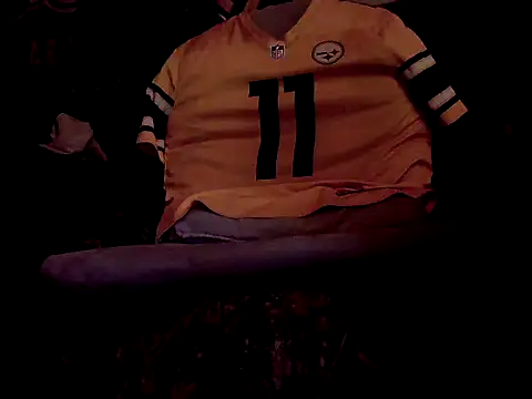 Snapshot of xxxTony999 chatting on January 11, 2026, 9:36 am xxxTony999 online show from January 11, 2026, 9:36 am