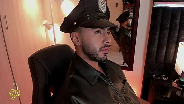 ItsMeEros online show from October 24, 2025, 4:47 pm