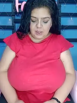 Snapshot of fantasyboobs chatting on February 1, 2026, 6:34 am fantasyboobs online show from February 1, 2026, 6:34 am
