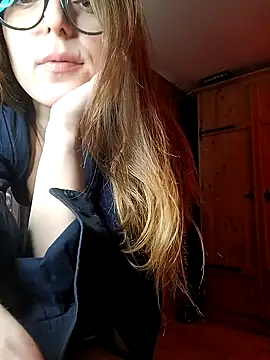 Snapshot of dolcehelena993 chatting on January 19, 2025, 1:22 pm dolcehelena993 online show from January 19, 2025, 1:22 pm