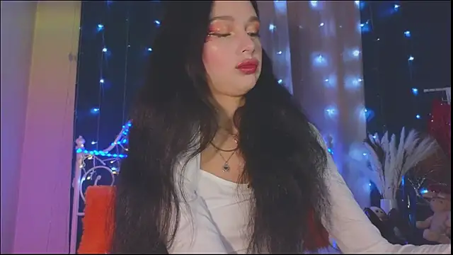 Snapshot of Funny_Bunny chatting on February 15, 2025, 10:52 pm Funny Bunny online show from February 15, 2025, 10:52 pm