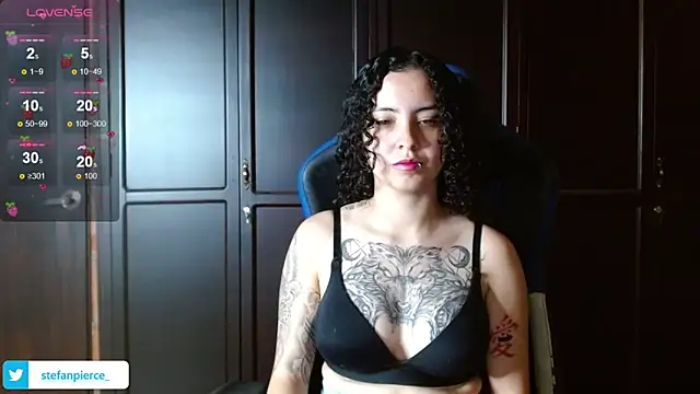 Snapshot of jaydensalvatore_ chatting on February 11, 2025, 9:25 pm jaydensalvatore  online show from February 11, 2025, 9:25 pm