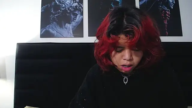 Snapshot of SabinaMerchetti chatting on December 3, 2024, 4:28 pm SabinaMerchetti online show from December 3, 2024, 4:28 pm