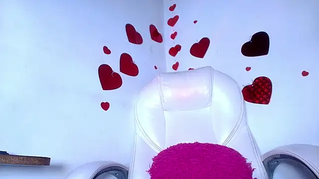 naomi kyse online show from February 20, 2025, 6:06 am