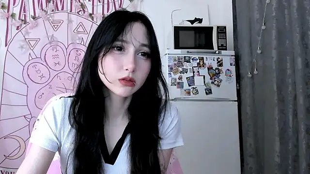 Snapshot of Holy420lolii chatting on March 21, 2026, 6:00 pm Holy420lolii online show from March 21, 2026, 6:00 pm