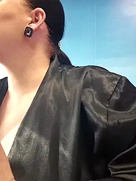 GeorgiaLerox online show from March 3, 2026, 2:12 pm