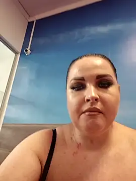 GeorgiaLerox online show from April 1, 2026, 1:34 pm