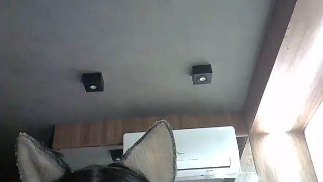 Skinny-Kitten online show from September 15, 2025, 9:26 pm