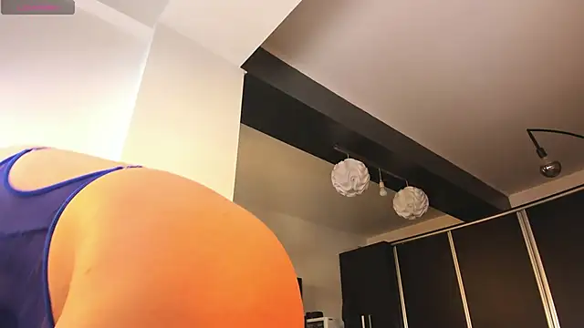 Snapshot of WildMilf chatting on January 17, 2026, 10:31 am WildMilf online show from January 17, 2026, 10:31 am