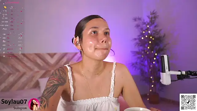 imjess01 online show from May 26, 2026, 2:46 pm