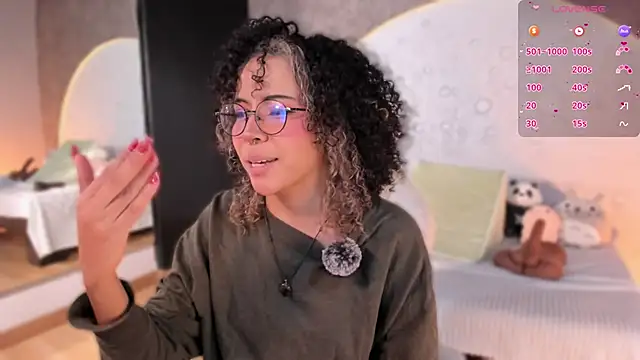 Snapshot of Emma_Nakamura chatting on January 12, 2026, 10:31 am Emma Nakamura online show from January 12, 2026, 10:31 am