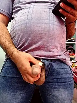 adicma123 online show from October 10, 2025, 9:19 am