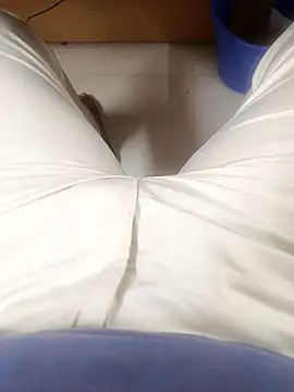 adicma123 online show from October 25, 2025, 6:10 am