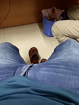 adicma123 online show from March 28, 2026, 7:08 am