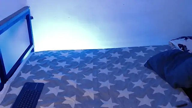 Snapshot of VampGirl1 chatting on January 8, 2026, 12:07 pm VampGirl1 online show from January 8, 2026, 12:07 pm