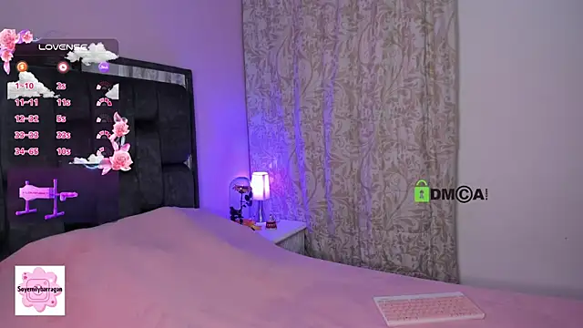 Snapshot of EmilyBarragan chatting on March 15, 2025, 1:41 am EmilyBarragan online show from March 15, 2025, 1:41 am