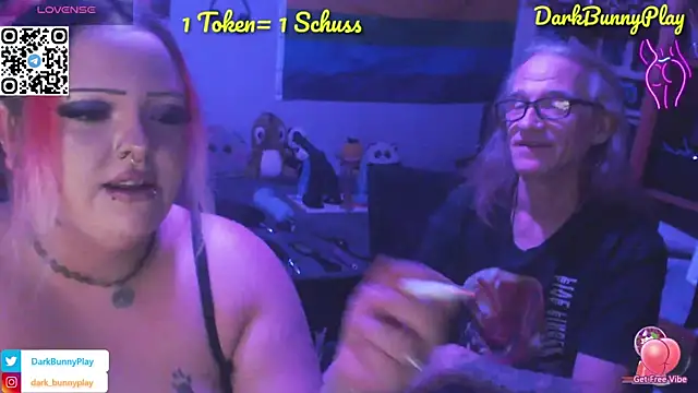 Snapshot of DarkBunnyPlay chatting on September 27, 2025, 6:57 pm DarkBunnyPlay online show from September 27, 2025, 6:57 pm