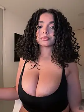 Snapshot of Mariecurl chatting on December 17, 2025, 1:11 am Mariecurl online show from December 17, 2025, 1:11 am