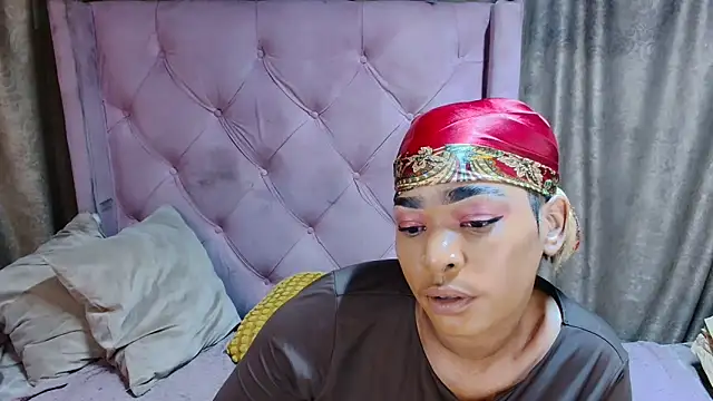 Snapshot of AFRICANGODDESSXXX chatting on November 17, 2025, 9:42 pm AFRICANGODDESSXXX online show from November 17, 2025, 9:42 pm