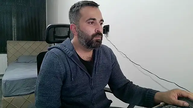 tgltplsr online show from November 14, 2025, 10:29 pm