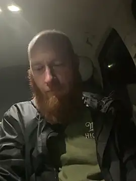 Snapshot of Ginger_Tim chatting on April 16, 2026, 6:14 am Ginger Tim online show from April 16, 2026, 6:14 am