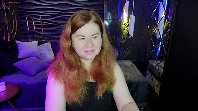 Mrs Emilia online show from December 7, 2024, 4:31 am