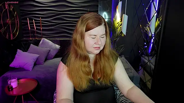 Mrs Emilia online show from December 9, 2024, 12:34 am