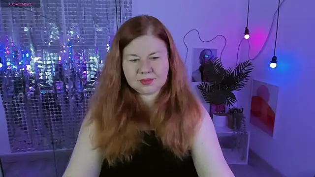 Mrs Emilia online show from December 12, 2024, 2:00 pm