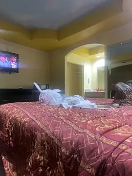 Snapshot of SlimBeenBadd1981 chatting on February 27, 2025, 2:32 am SlimBeenBadd1981 online show from February 27, 2025, 2:32 am