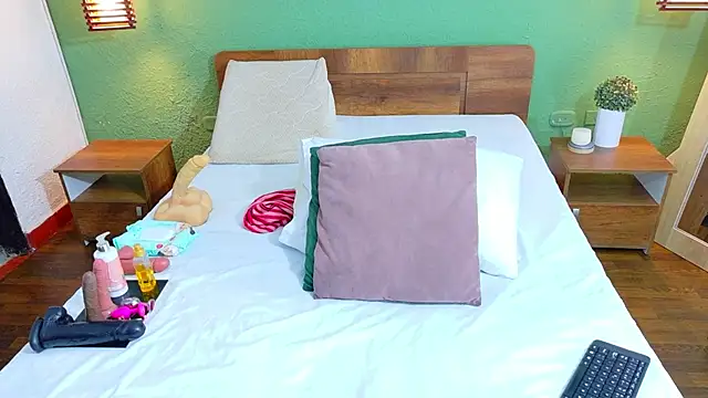 dannaahbrown online show from February 26, 2025, 8:00 pm