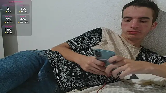 Tombgy07 online show from September 8, 2025, 7:46 pm