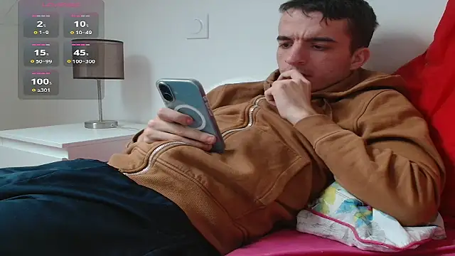 Tombgy07 online show from November 28, 2025, 3:04 pm