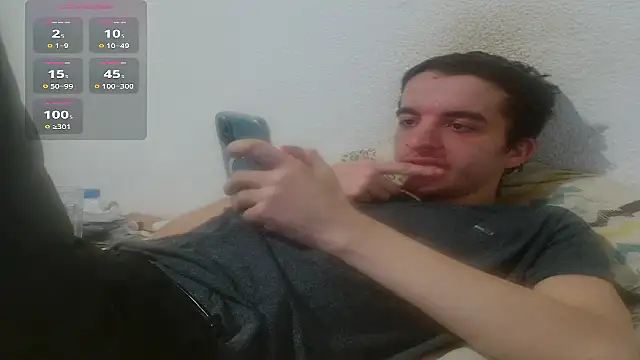 Snapshot of Tombgy07 chatting on February 7, 2026, 9:18 pm Tombgy07 online show from February 7, 2026, 9:18 pm