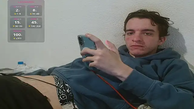 Snapshot of Tombgy07 chatting on March 6, 2026, 7:32 pm Tombgy07 online show from March 6, 2026, 7:32 pm