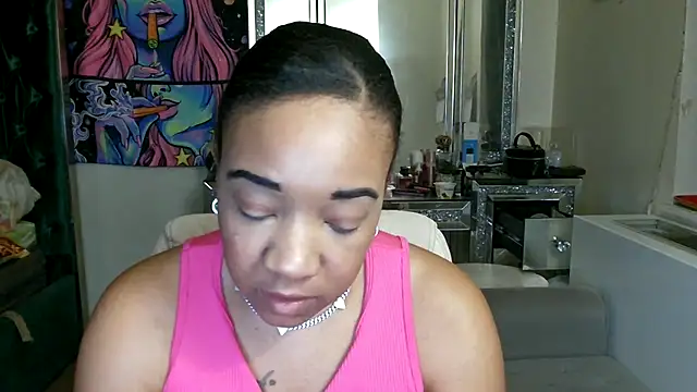 Snapshot of YasmineMinaj chatting on January 21, 2025, 2:11 am YasmineMinaj online show from January 21, 2025, 2:11 am