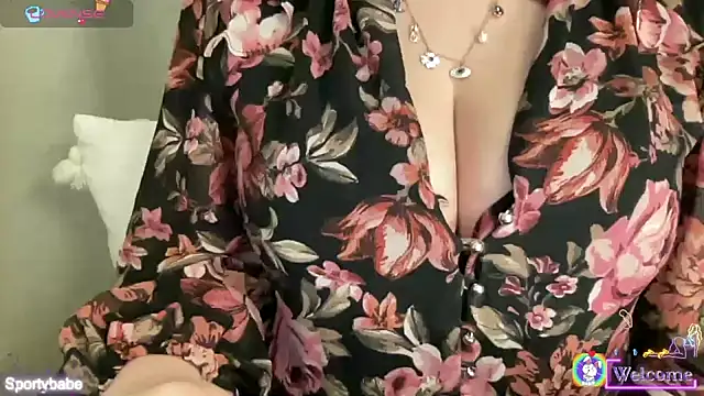 Snapshot of Sportybabe chatting on December 11, 2024, 10:27 pm Sportybabe online show from December 11, 2024, 10:27 pm