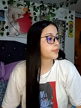 Snapshot of persefone_core chatting on March 14, 2025, 1:27 am persefone core online show from March 14, 2025, 1:27 am