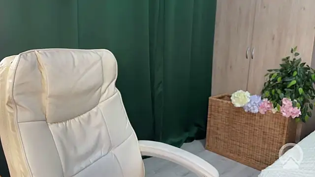 anita blairr online show from July 6, 2026, 1:57 am