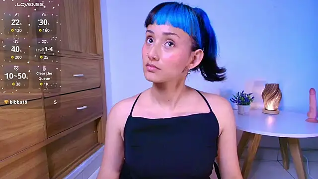 tati cardenas online show from March 5, 2026, 3:46 am