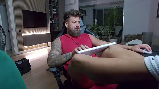 UbbeViking online show from February 6, 2025, 8:45 pm