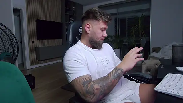 UbbeViking online show from February 27, 2025, 5:26 pm