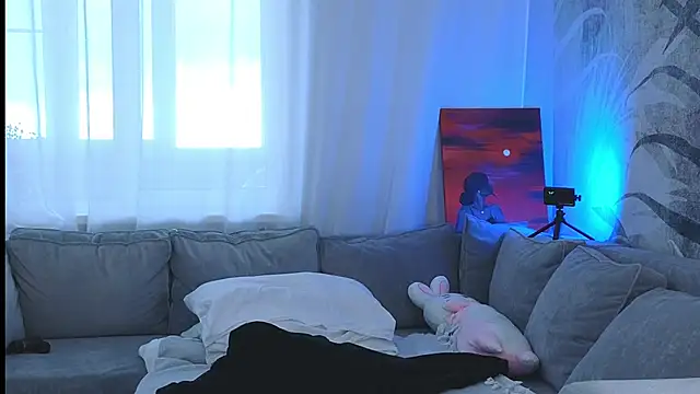 lily  foster online show from January 20, 2025, 6:21 am