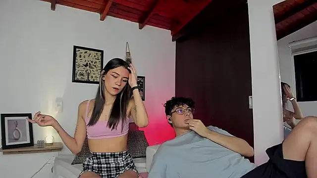 Snapshot of charlottte_queen chatting on March 25, 2026, 2:06 am charlottte queen online show from March 25, 2026, 2:06 am