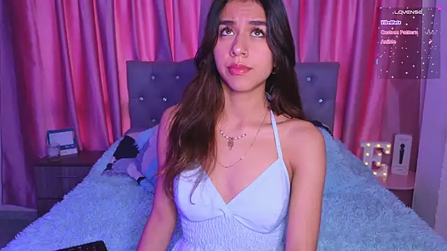 Snapshot of Emiily_Scott1 chatting on November 26, 2025, 5:58 pm Emiily Scott1 online show from November 26, 2025, 5:58 pm