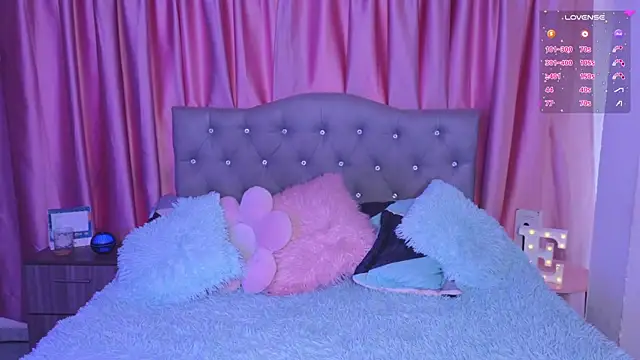 Snapshot of Emiily_Scott1 chatting on November 28, 2025, 9:39 pm Emiily Scott1 online show from November 28, 2025, 9:39 pm