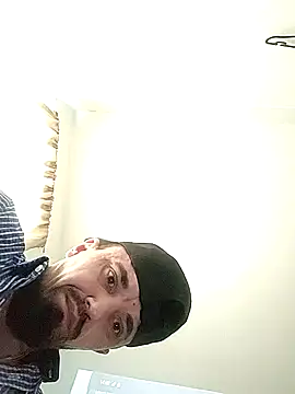 Snapshot of erbod_Johnny chatting on February 7, 2026, 4:11 pm erbod Johnny online show from February 7, 2026, 4:11 pm