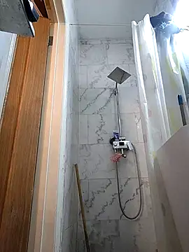 Snapshot of erbod_Johnny chatting on February 16, 2026, 10:17 pm erbod Johnny online show from February 16, 2026, 10:17 pm