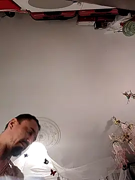 Snapshot of erbod_Johnny chatting on February 19, 2026, 12:39 am erbod Johnny online show from February 19, 2026, 12:39 am